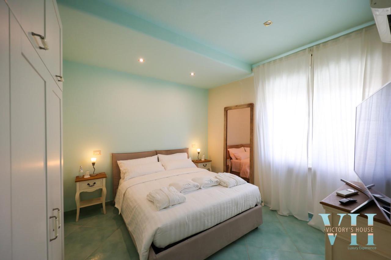 卡萨米乔拉泰尔梅Victory'S Luxury House With Jacuzzi On The Roof别墅 外观 照片