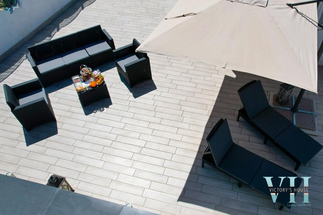 卡萨米乔拉泰尔梅Victory'S Luxury House With Jacuzzi On The Roof别墅 外观 照片