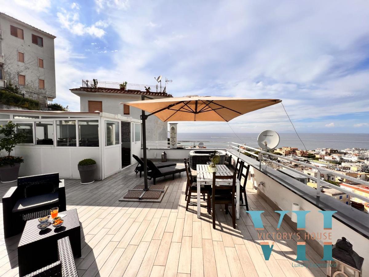 卡萨米乔拉泰尔梅Victory'S Luxury House With Jacuzzi On The Roof别墅 外观 照片