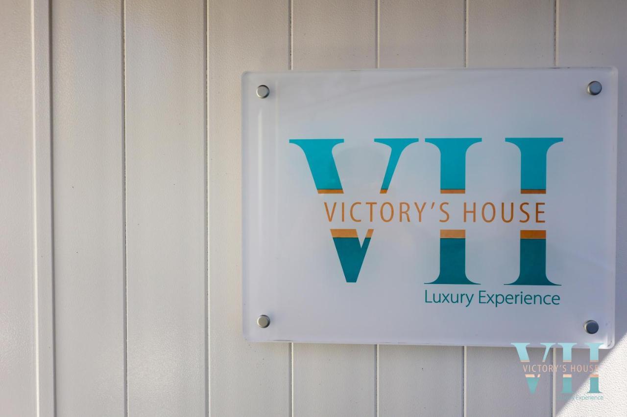 卡萨米乔拉泰尔梅Victory'S Luxury House With Jacuzzi On The Roof别墅 外观 照片