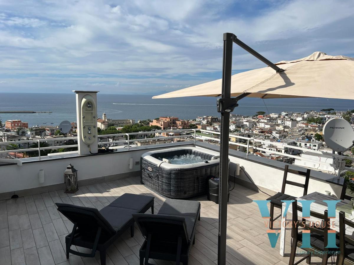 卡萨米乔拉泰尔梅Victory'S Luxury House With Jacuzzi On The Roof别墅 外观 照片